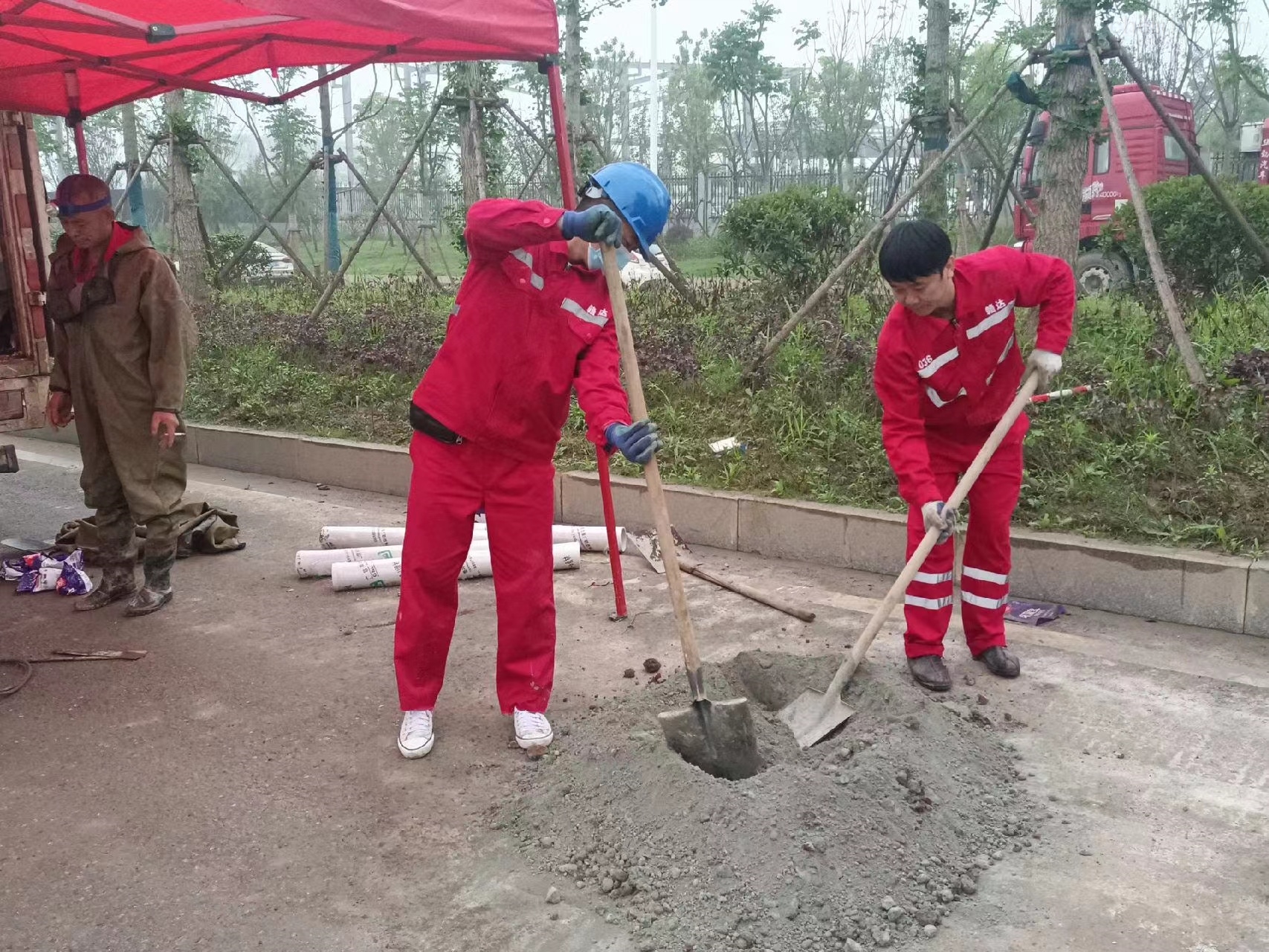 炉霍管道疏通哪家好】及时进行市政管道清淤